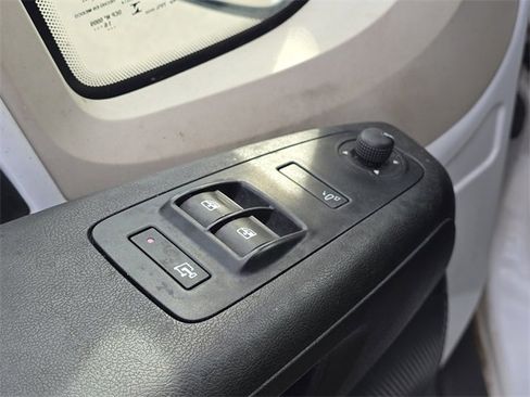 Used 2017 RAM ProMaster 2500 w/ Interior Convenience Group image 14