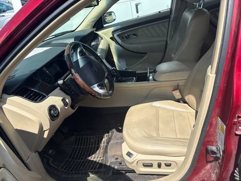 Used 2018 Ford Taurus Limited FWD image 7