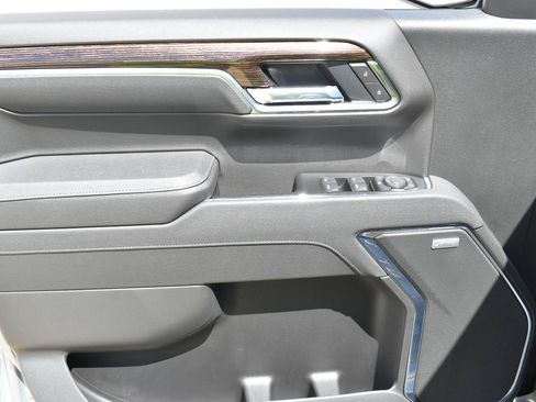 New 2026 GMC Sierra 1500 Elevation AWD/4WD image 13