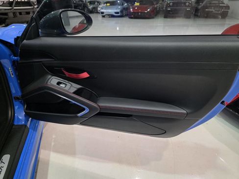 Used 2023 Porsche 718 Cayman w/ Premium Package RWD image 28