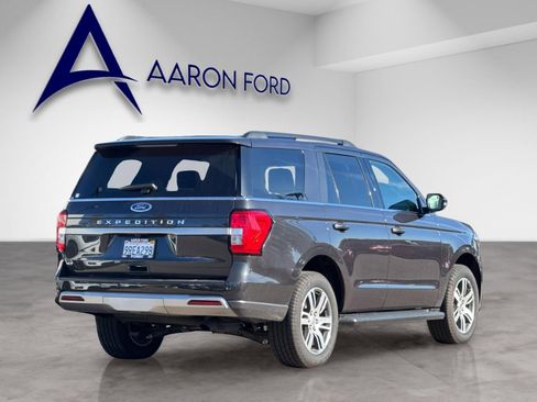 New 2024 Ford Expedition XLT image 5