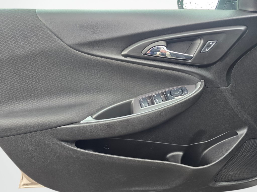 Used 2025 Chevrolet Malibu LT FWD image 32