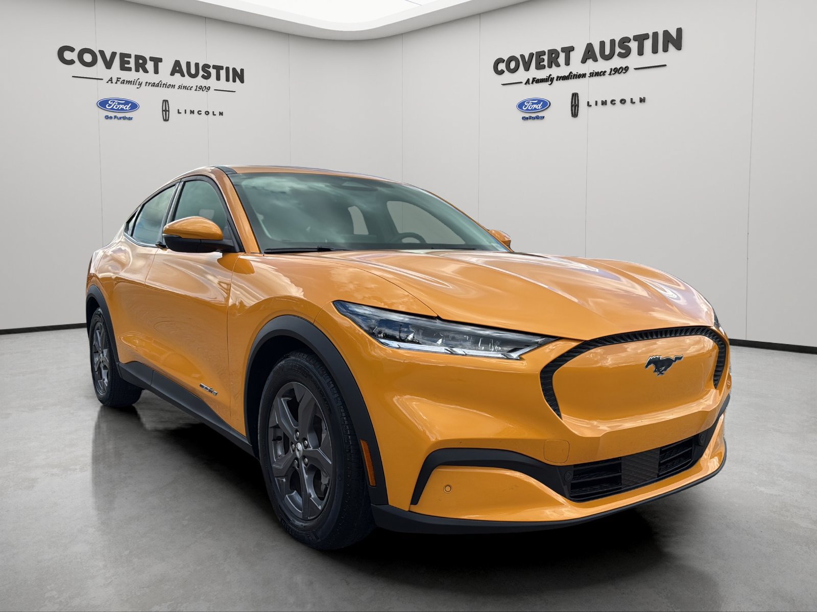 Used 2022 Ford Mustang Mach-E Select RWD image 5