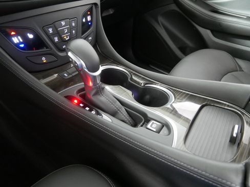 Used 2019 Buick Envision Essence w/ LPO, Active Package image 24