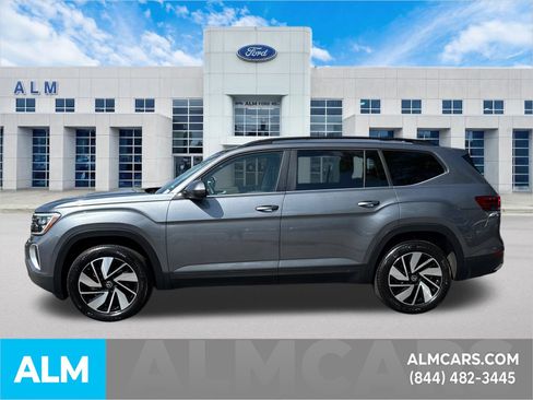 Used 2025 Volkswagen Atlas SE image 9