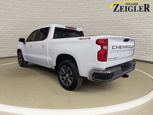 Used 2024 Chevrolet Silverado 1500 LT AWD/4WD image 7