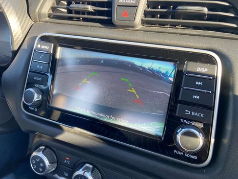 Used 2021 Nissan Versa S image 19