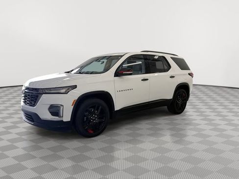 Used 2023 Chevrolet Traverse Premier w/ Redline Edition FWD image 6
