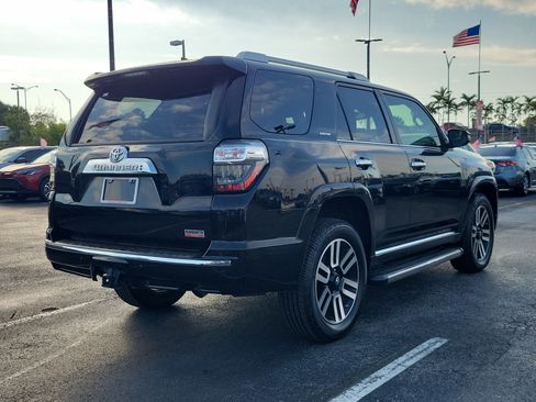 Used 2020 Toyota 4Runner Limited image 12