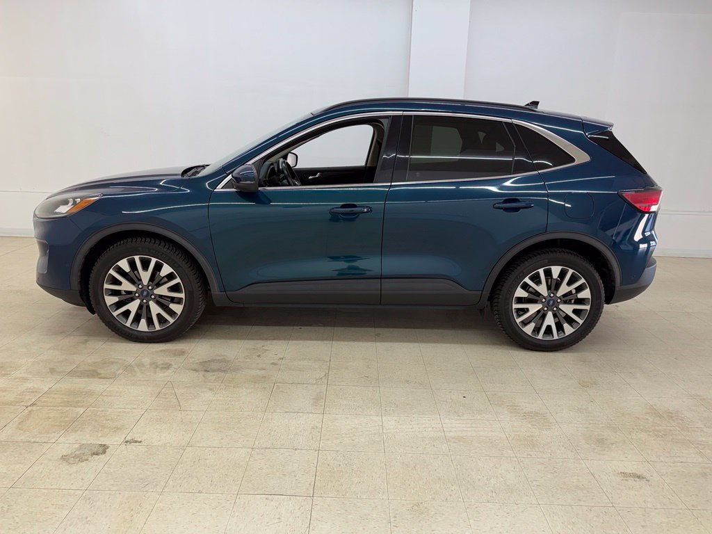 Used 2020 Ford Escape Titanium AWD/4WD image 2