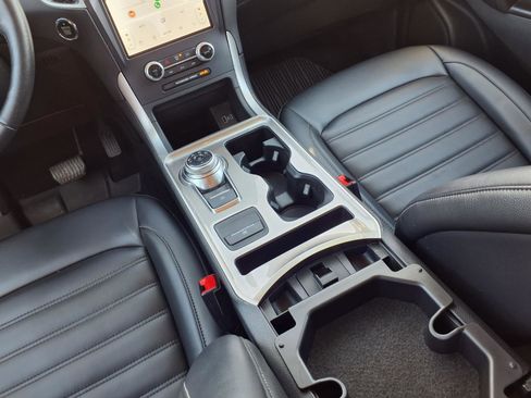 Used 2023 Ford Edge SEL w/ Convenience Package image 10