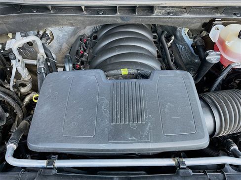 Used 2022 Chevrolet Silverado 1500 LT Trail Boss w/ Convenience Package II image 29