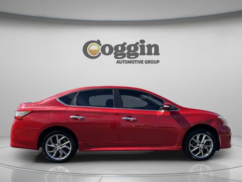 Used 2015 Nissan Sentra SR w/ Navigation Package image 8