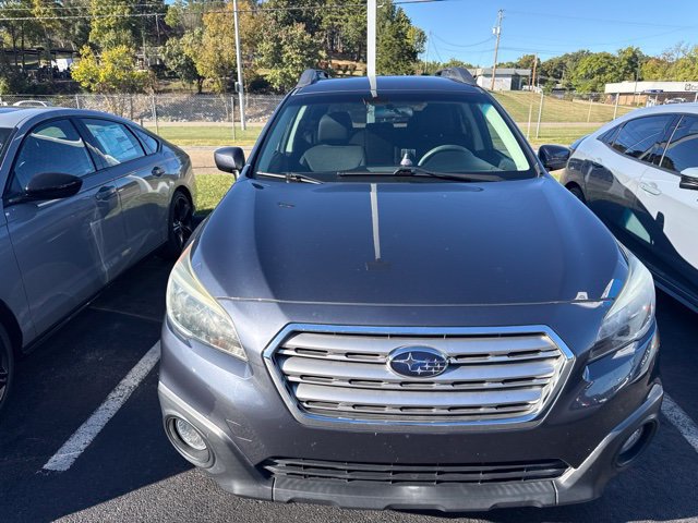 Used 2017 Subaru Outback 2.5i Premium AWD/4WD image 2
