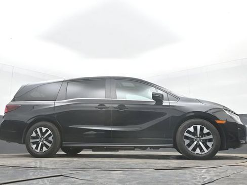 Certified 2025 Honda Odyssey EX-L image 50