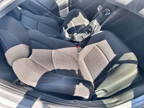 Used 2023 Toyota Corolla SE image 32