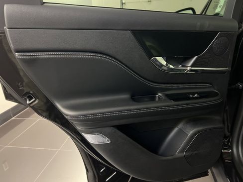 New 2026 Lincoln Corsair Premiere image 33