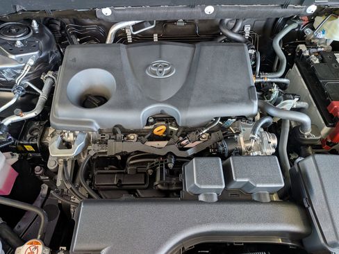 New 2025 Toyota RAV4 LE image 27