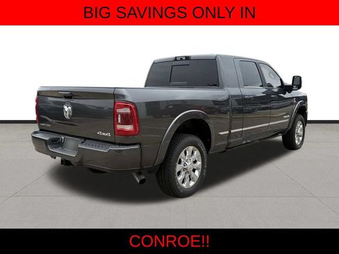 Used 2024 RAM 3500 Limited AWD/4WD image 5