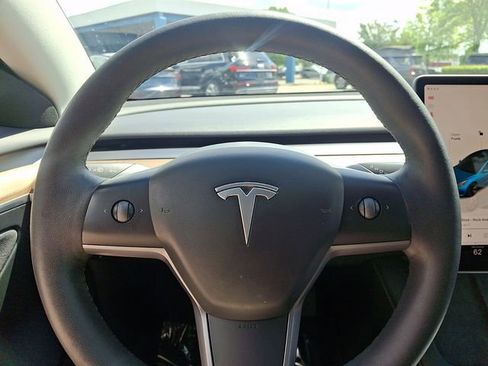 Used 2023 Tesla Model 3 Standard Range RWD image 21