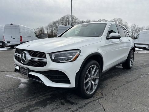 Certified 2022 Mercedes-Benz GLC 300 4MATIC image 3