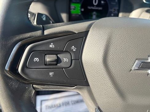 Used 2023 Chevrolet Bolt EUV LT w/ Comfort Package FWD image 36