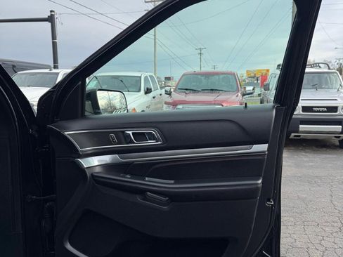 Used 2018 Ford Explorer Sport w/ Equipment Group 401A image 16