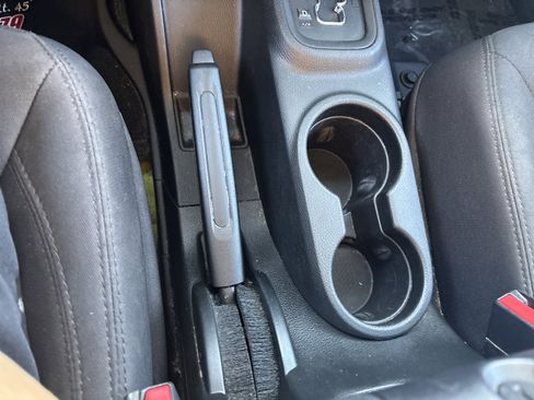 Used 2016 Jeep Wrangler Unlimited Sport w/ Quick Order Package 24S image 31