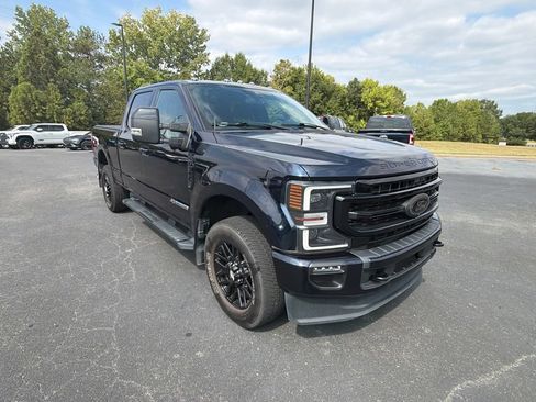 Used 2022 Ford F350 Lariat w/ Black Appearance Package AWD/4WD image 20