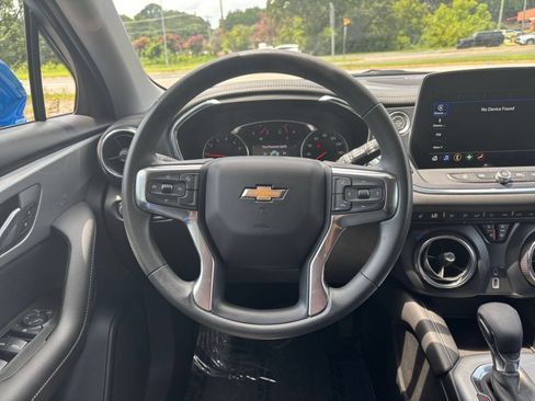 Used 2026 Chevrolet Blazer LT AWD/4WD image 33