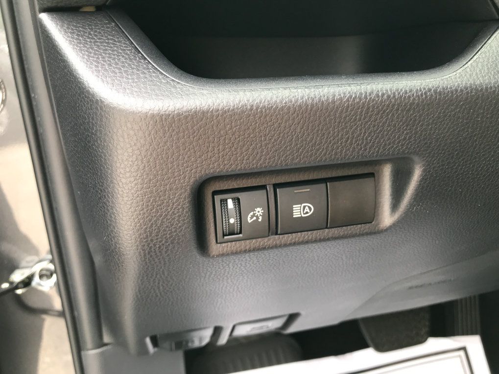 Certified 2025 Toyota RAV4 XLE AWD/4WD image 14