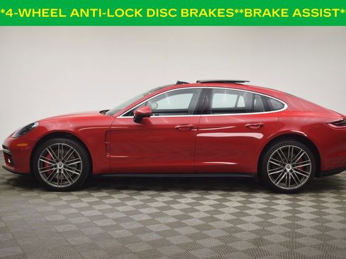 Used 2017 Porsche Panamera Turbo image 11