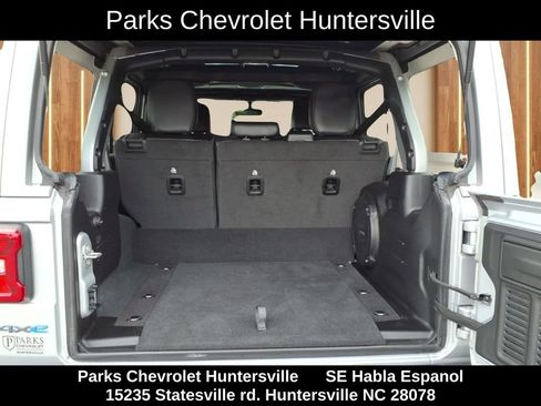 Used 2023 Jeep Wrangler Unlimited Rubicon 4xe w/ Cold Weather Group AWD/4WD image 31