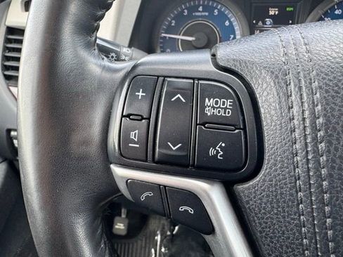 Certified 2020 Toyota Sienna Limited image 29