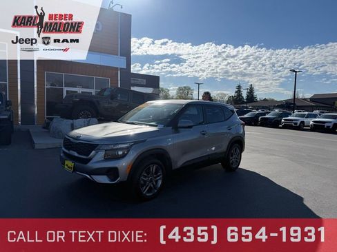 Used 2021 Kia Seltos LX AWD/4WD image 1