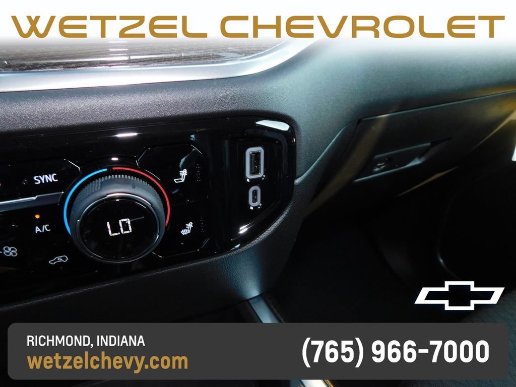 New 2026 Chevrolet Silverado 1500 RST w/ Z71 Off-Road Package AWD/4WD image 37