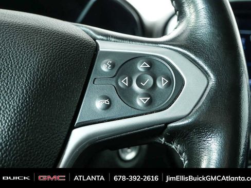 Used 2018 Chevrolet Colorado LT w/ Redline Special Edition image 11