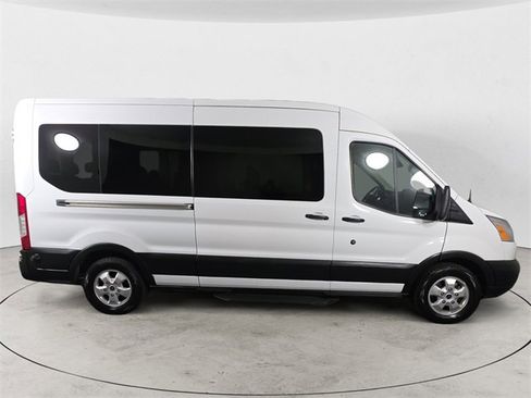 Used 2019 Ford Transit 350 XLT image 6