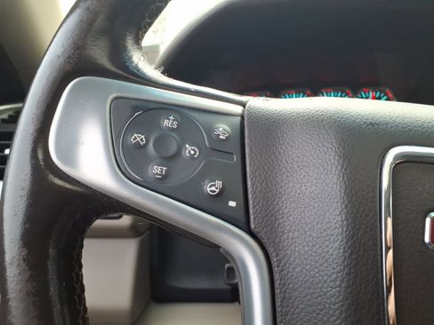 Used 2018 GMC Yukon XL SLT w/ Open Road Package image 18