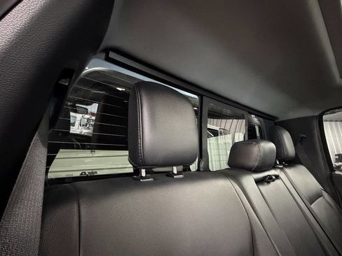 Used 2023 Ford F250 Lariat w/ Sport Appearance Package image 37