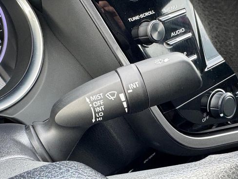 Used 2019 Toyota Camry LE image 15