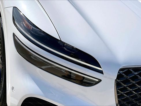 Used 2023 Genesis GV70 3.5T Sport w/ Sport Prestige Package image 27