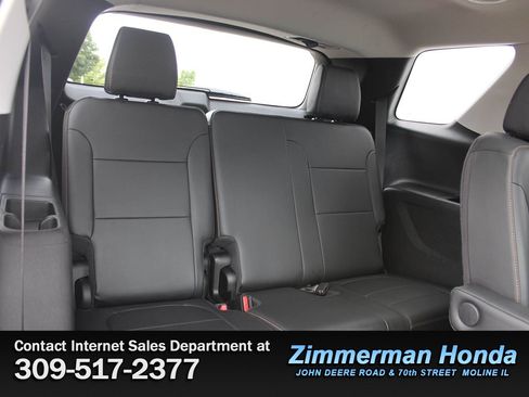 Used 2019 Chevrolet Traverse Premier w/ Redline Edition FWD image 8