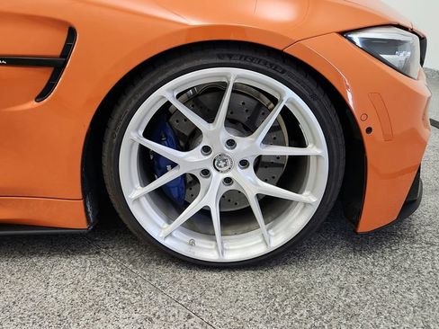 Used 2020 BMW M4 Coupe w/ Competition Package RWD image 21