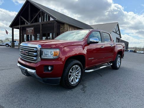 Used 2015 GMC Canyon SLT w/ Driver Alert Package image 2