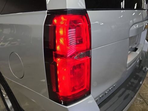 Used 2019 Chevrolet Tahoe LT image 34