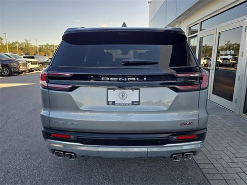 New 2026 GMC Acadia Denali w/ Super Cruise Package image 7