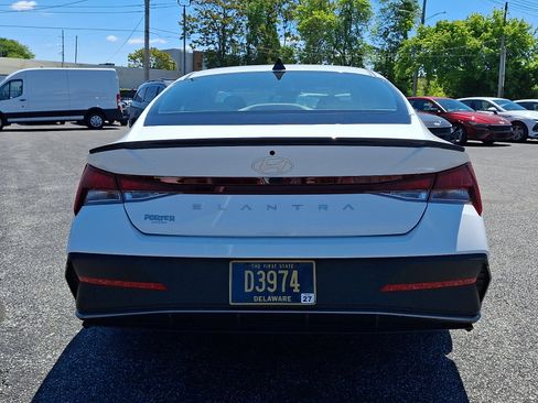 Certified 2025 Hyundai Elantra Sport FWD image 5