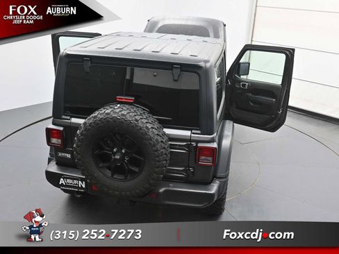 Used 2024 Jeep Wrangler Sport AWD/4WD image 36
