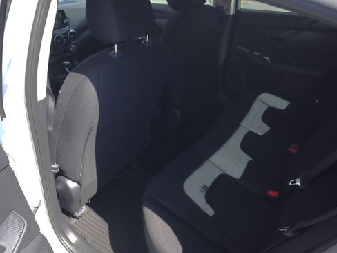 New 2025 Nissan Sentra S image 10